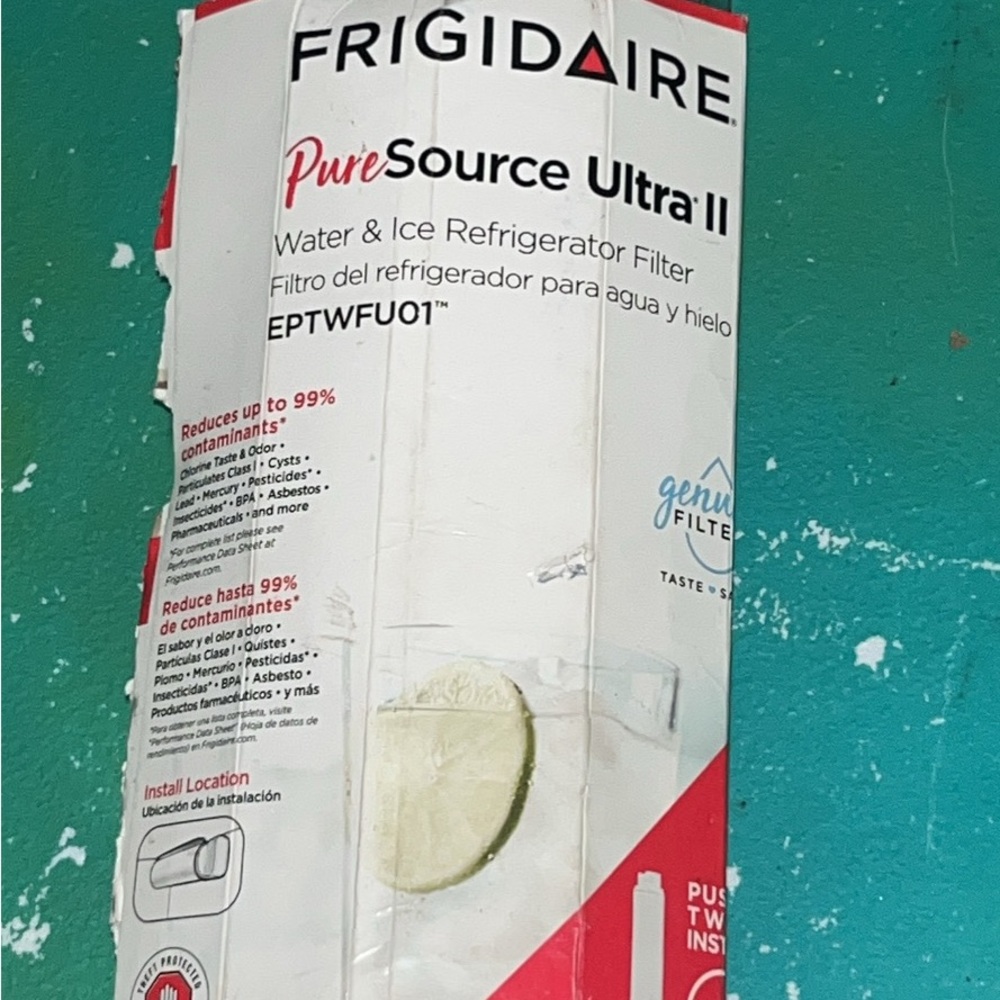 Frigidaire White Water & Ice Refrigerator Filter